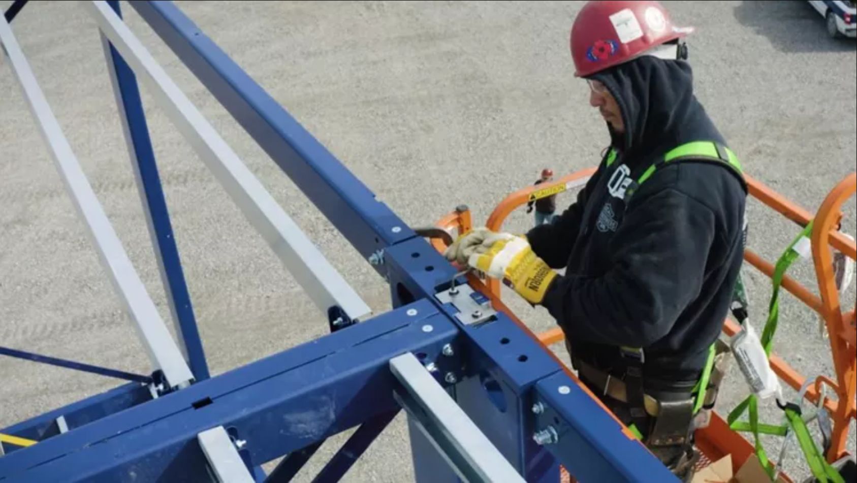 MetaloQ (by Julian Bowron, CID)